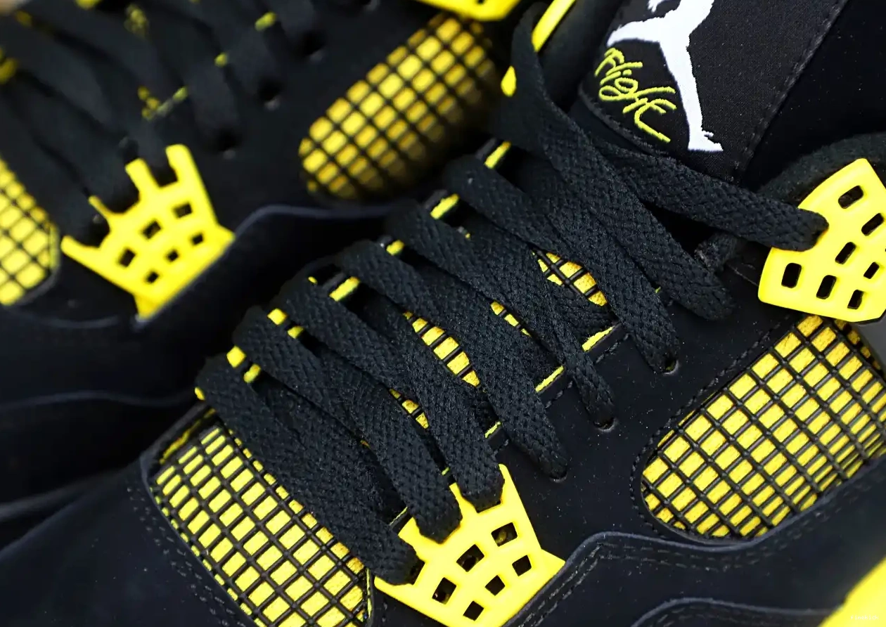  2023 Jordan4 Jordan Air thunder 0702